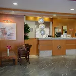 Hotel Mm 3*